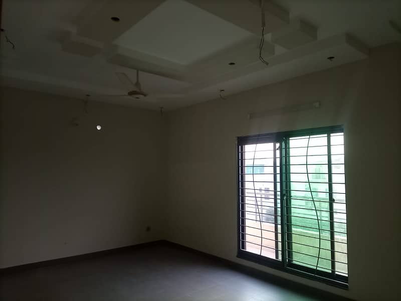 1 Kanal House 3rd Floor For Available Rent In Johar Town Phase 1 For Offices Corner or Facing Park Many CarsParking 10