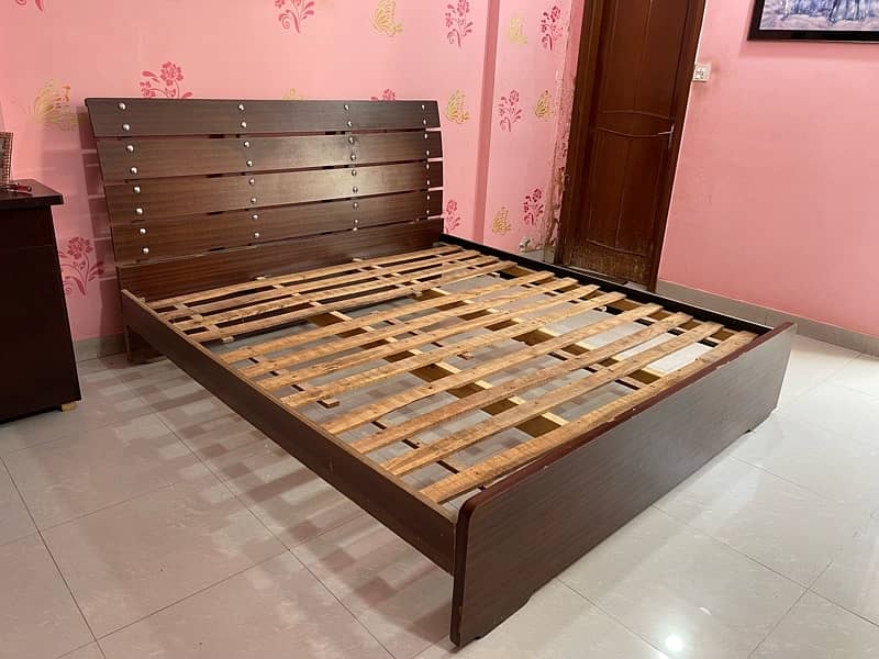 Used Bed for Sale 1