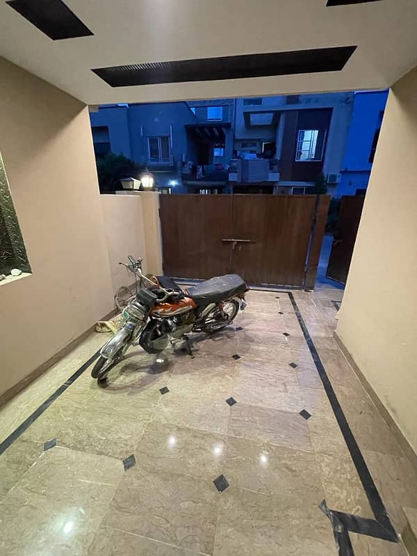 5 Marla Upper Portion For Rent in Bahria Town Lahore 4