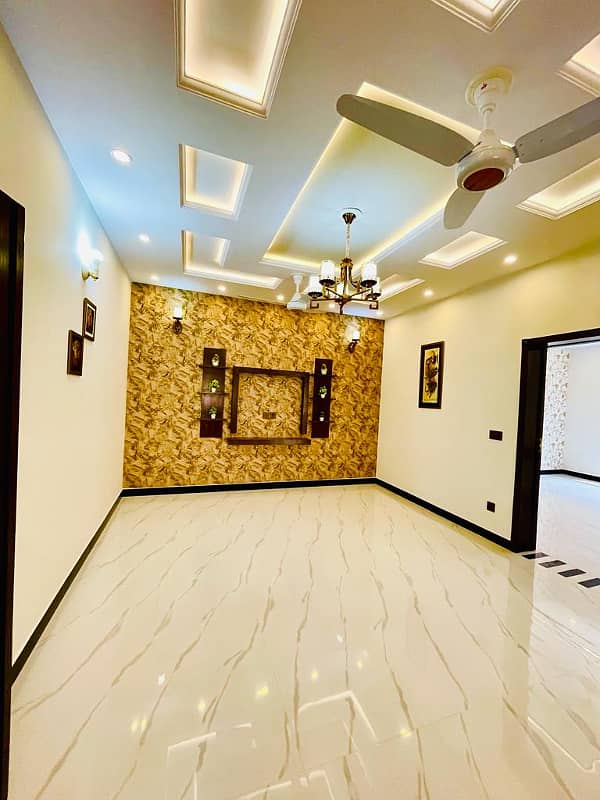 8 Marla Fully Furnished Upper Portion House For Rent in Usman Block Bahria Town Lahore 1
