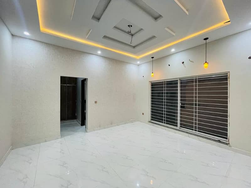 10 Marla Upper Portion For Rent in Narigs Block Bahria Town Lahore 3