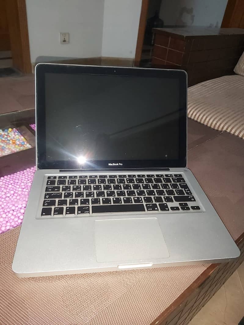Macbook pro 13 inch mid 2012 12 GB Ram and 128 SSD 3