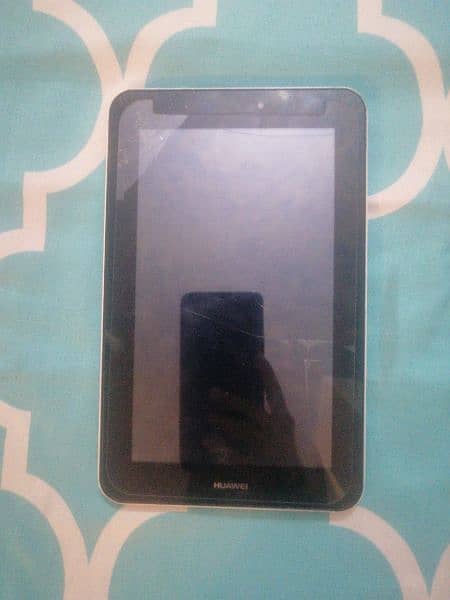 Tablet good working condition but screen little damage 1