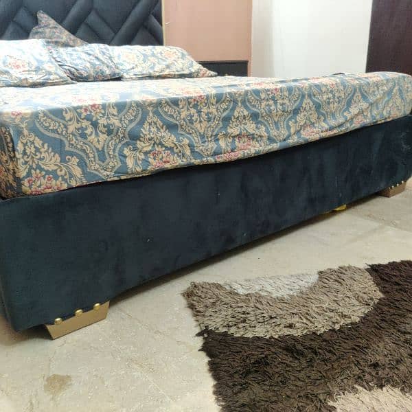 Cushioned Bed Set 3