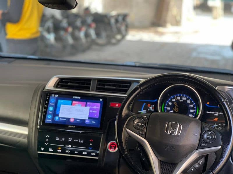 Honda Fit hybrid 2019 9