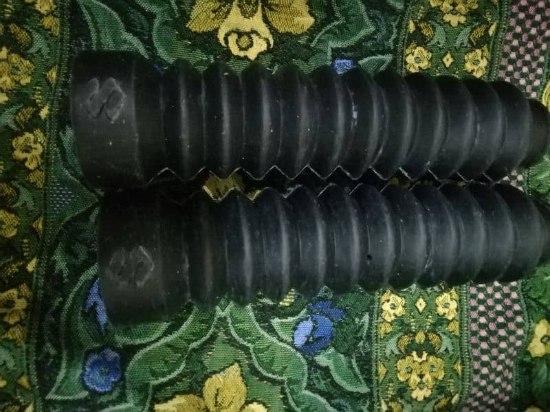 Suzuki gs150 side tapy and front shock rubber 1