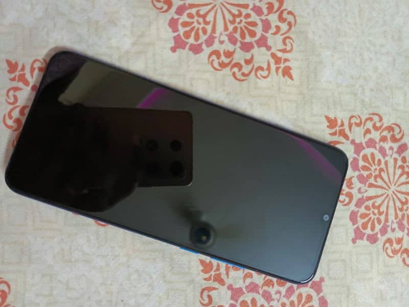 I am selling urgent my phone oppo A16e 2
