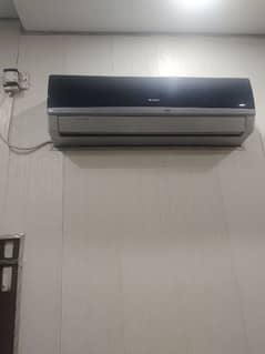 Gree AC G10 1.5 ton DC inverter Heat and cool mint condition