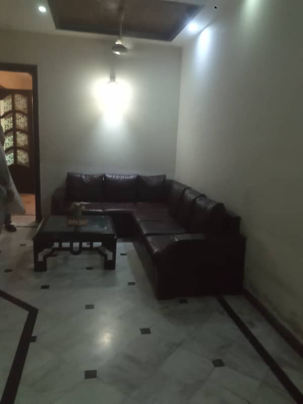 gulberg ideal location 14 Marla full house silent office ideal location 2