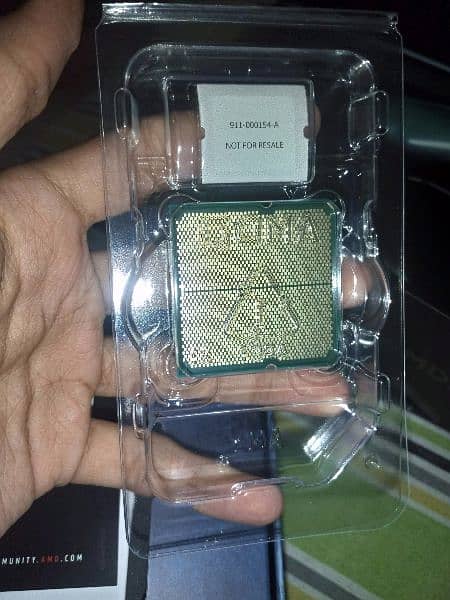 AMD Ryzen 7 7800X3D 1