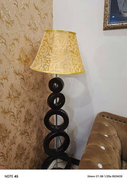 new like condition lamp 3
