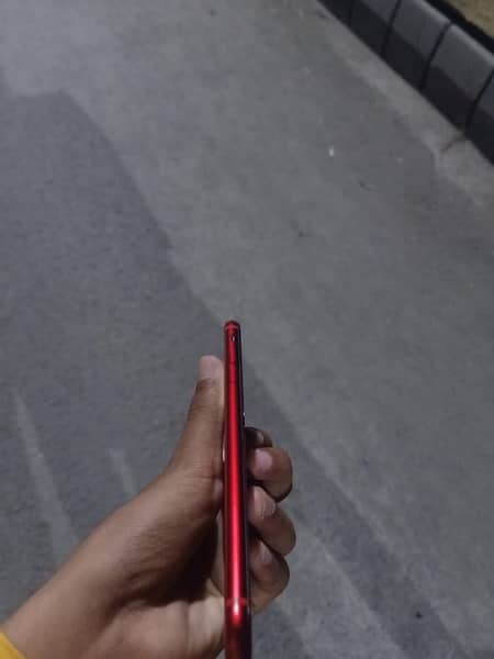 IPhone 8 Plus red colour 1