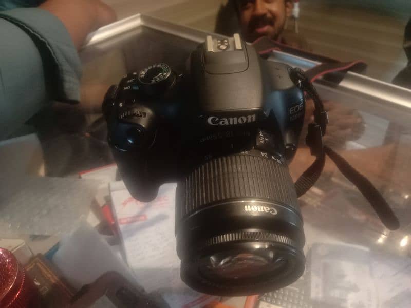 DSLR camera good condition & good working 2