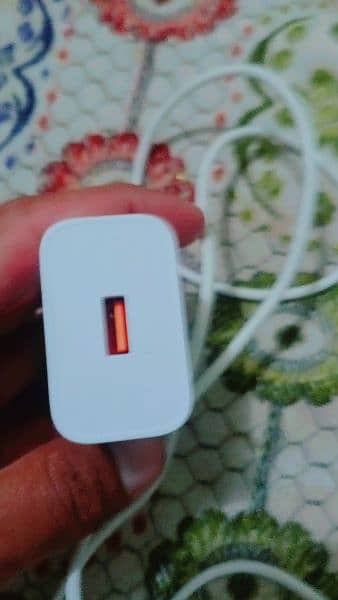 Infinix Hot 40 mobile charger 1