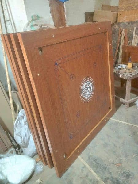 4 ft carrom very fine quality. . . factory rate price 1