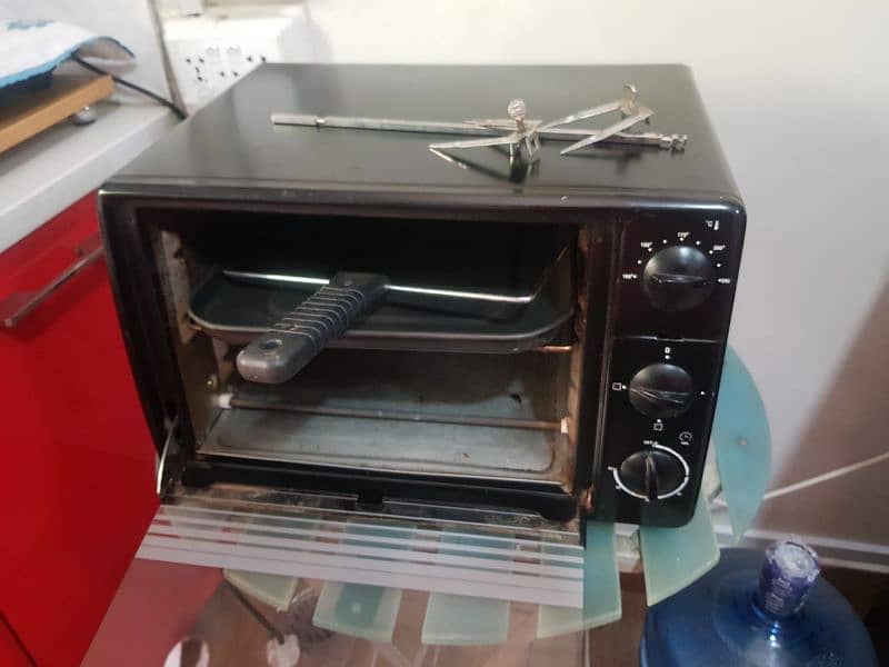 Westpoint oven in good condition 1