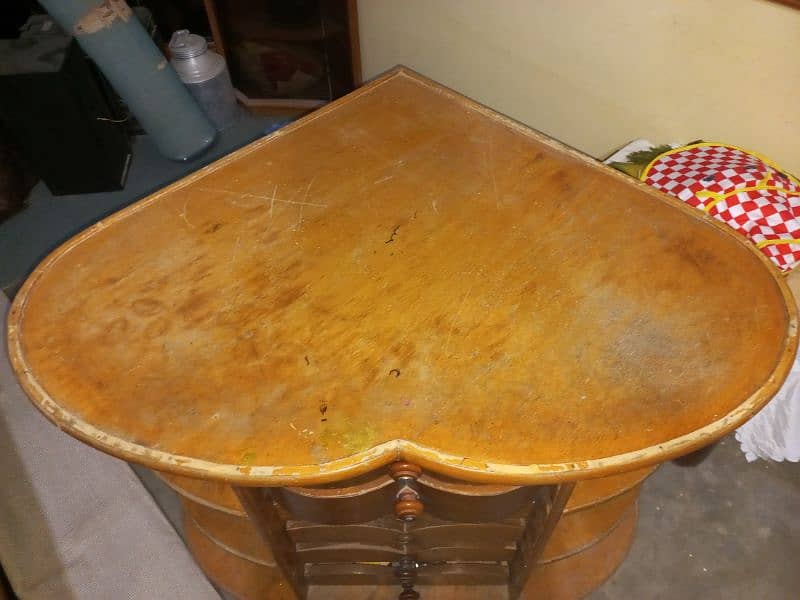 Heart Shaped Corner Table Serious Buyers Only 3
