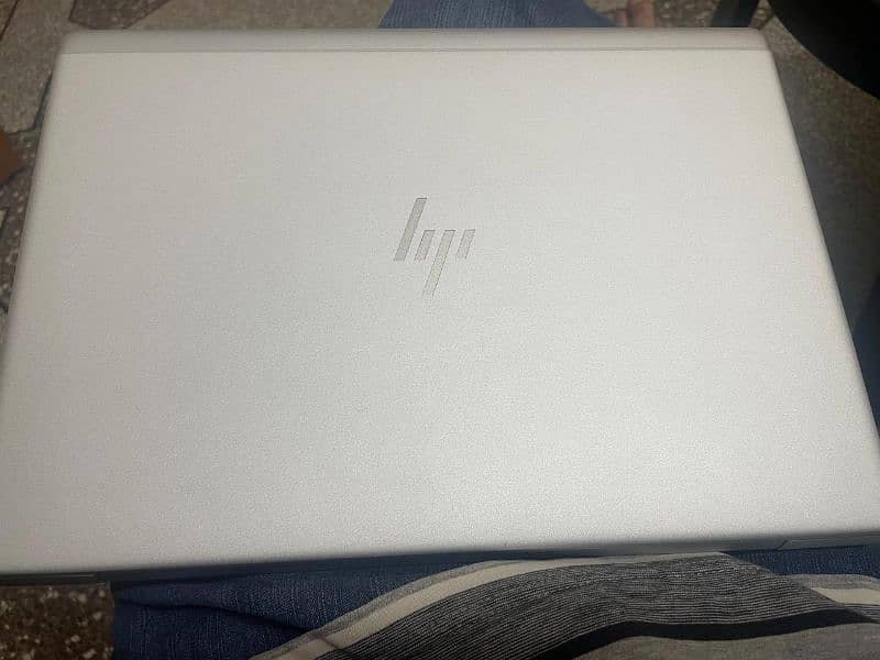 HP Elitebook 840 G5 (core i5 8th gen) 1