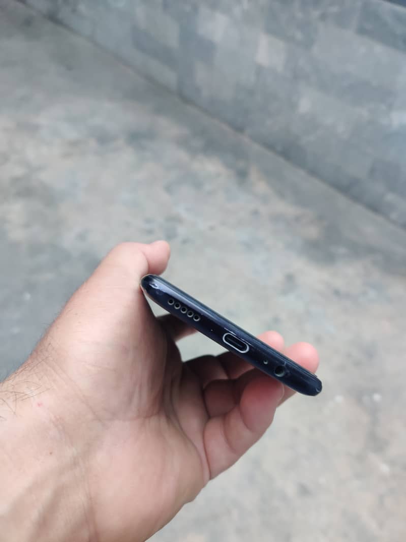 OnePlus 6 (8 GB, 256 GB) 4