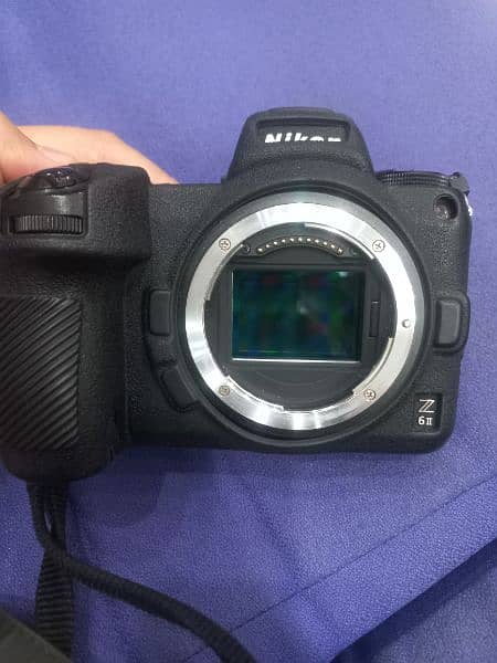 nikon z6 ii used 30k+ sheter count very good condition 1 handed use 3