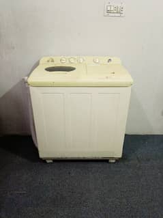 Semi-automatic washing machine with dryer