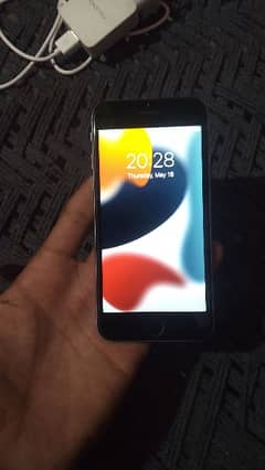 I Phone 6s Silver colour 32 GB