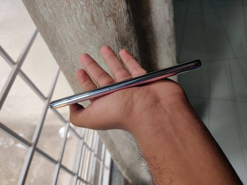 OnePlus 9 5g 6