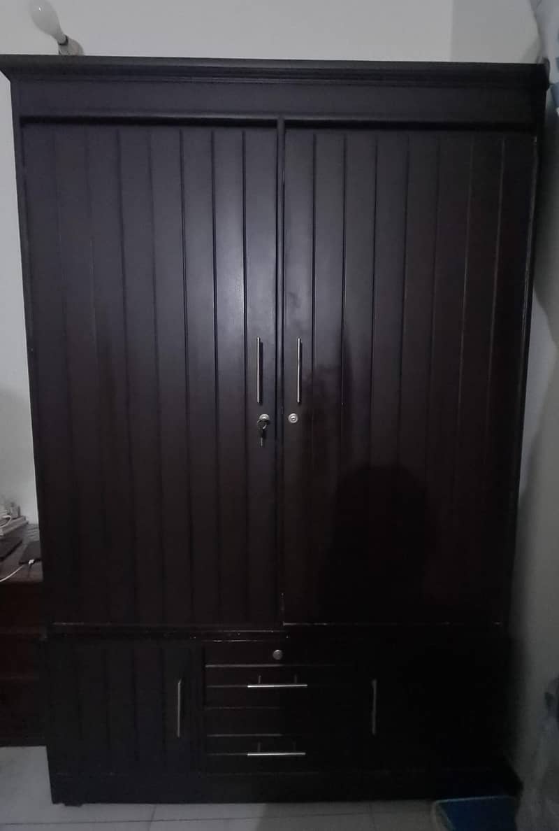 wooden wardrobe/cupboard/ Almarih on sale 1