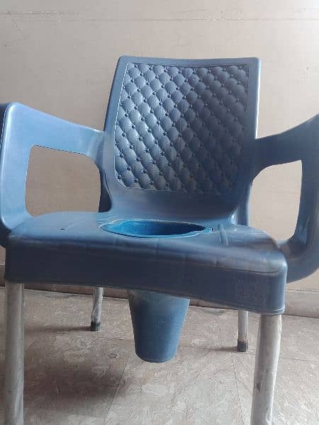 Commode Chair / Bath chair / Wash room chair for Sale 3