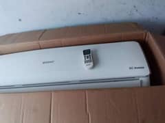 Gree AC and DC inverter 1.5 ton my Wha or call no. 0323-34*77*804