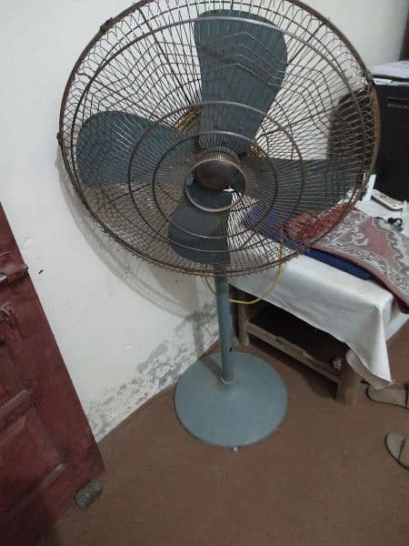 1 fan for sale stand fan used condition 1