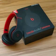 beats Studio 3 wireless headphones