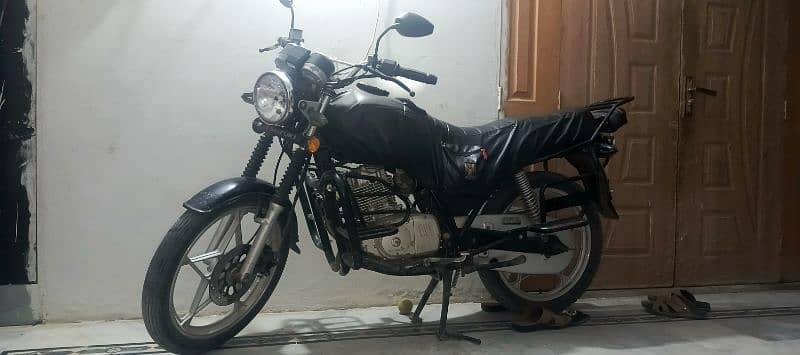 150 GS suzuki mudel 2021 0