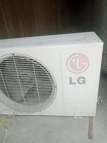 LG 1.5 ton AC. non inverter 4
