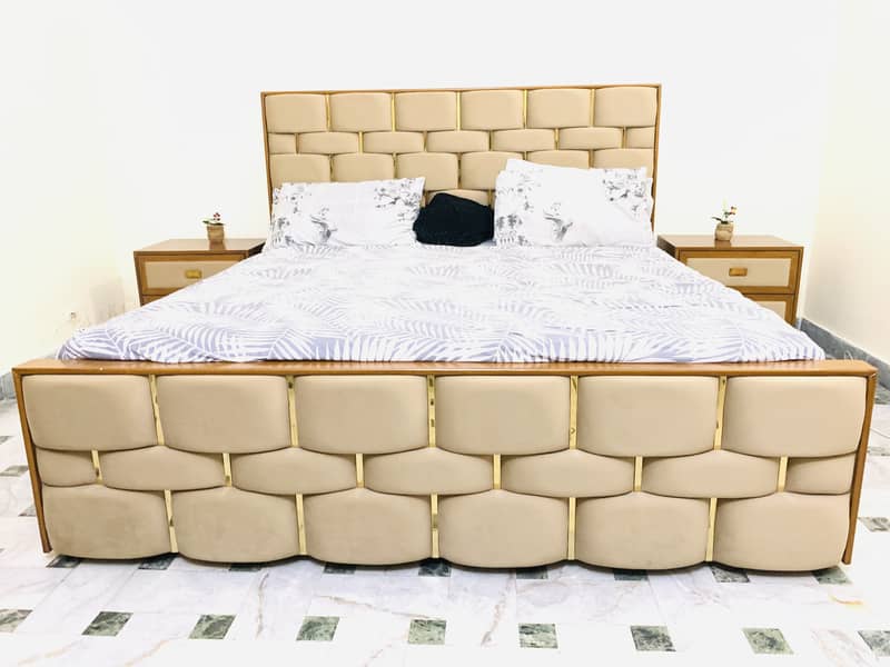 brand new king size bed 0