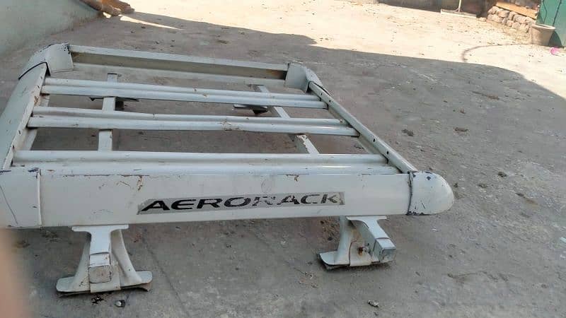 Gari ka chat AeroRack for sale urgent peson ki zrurat ha serious buyer 1