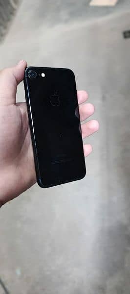 iphone 7 128gb water pack 85 health good condtion 5