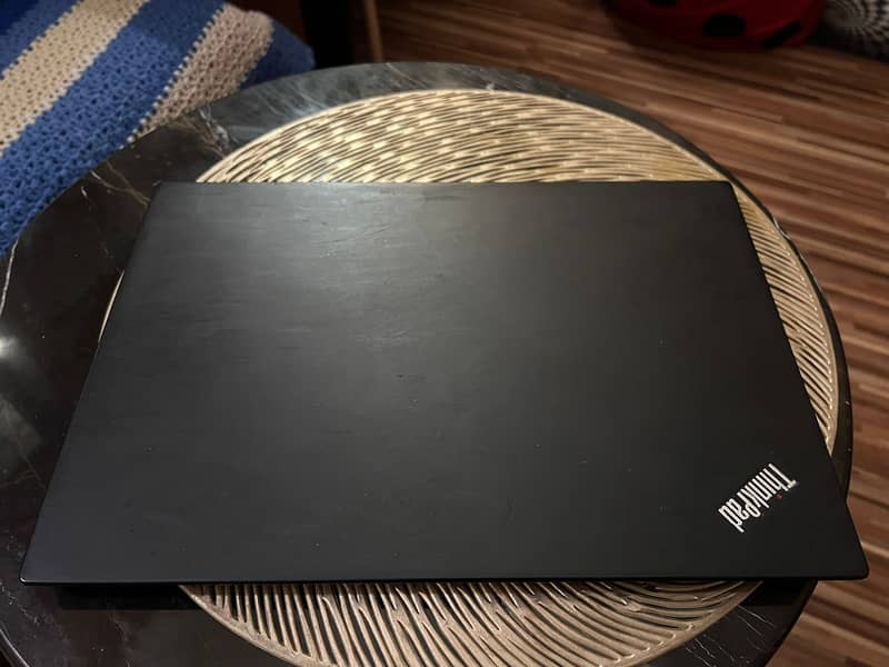 Leveno Thinkpad T480s (i7 8th Generation 24GB Ram) 4