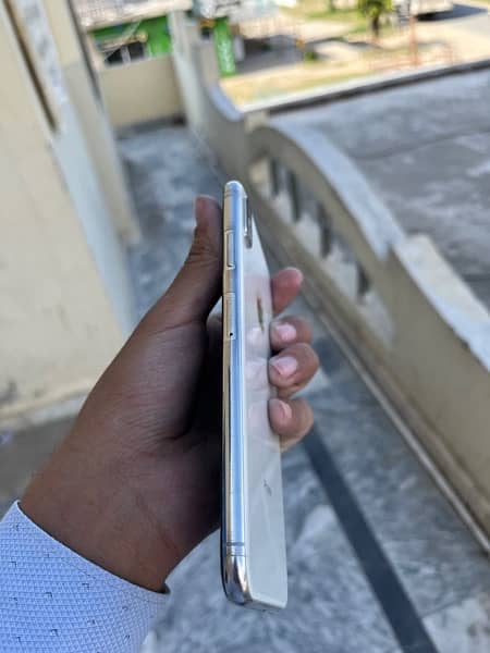 Iphone Xs max Dual PTA approved 5
