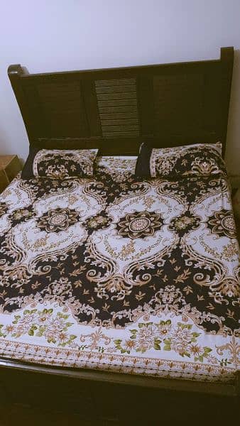only bed for sale / double bed / good condition 3