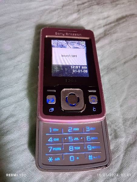 Sony Ericsson T303 0