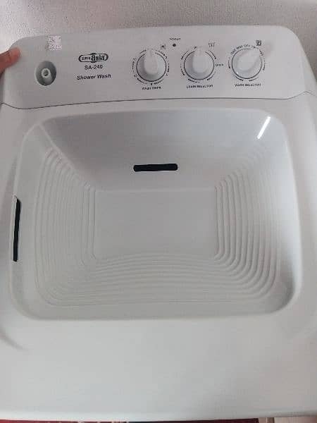 super Asia washing machine. model/240 3