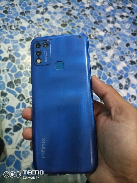 Infinix hot 11 play 4/64 good condition only mobile PTA approve 2