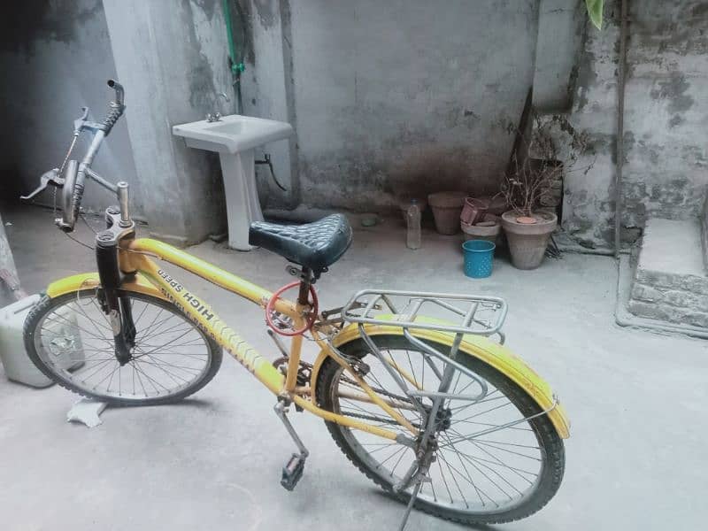 Bicycle for urgent sale 1