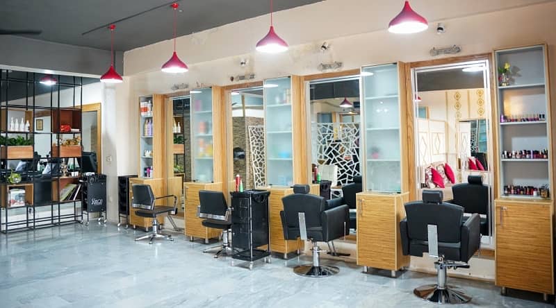 Beauty Salon (Business For urgent Sale)monthly rent 60k Only 2