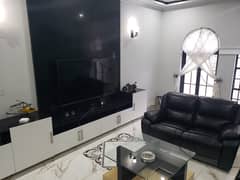 2 KANAL OWNER BUILD HOUSE AVAILBALE FOR SALE AT BABAR BLOCK BAHRIA TOWN LAHORE