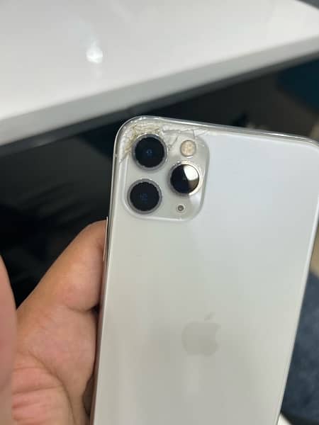 iPhone 11 Pro Max approved 3