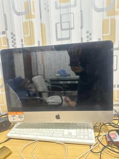 APPLE IMAC 21" ALL IN ONE PCs 0