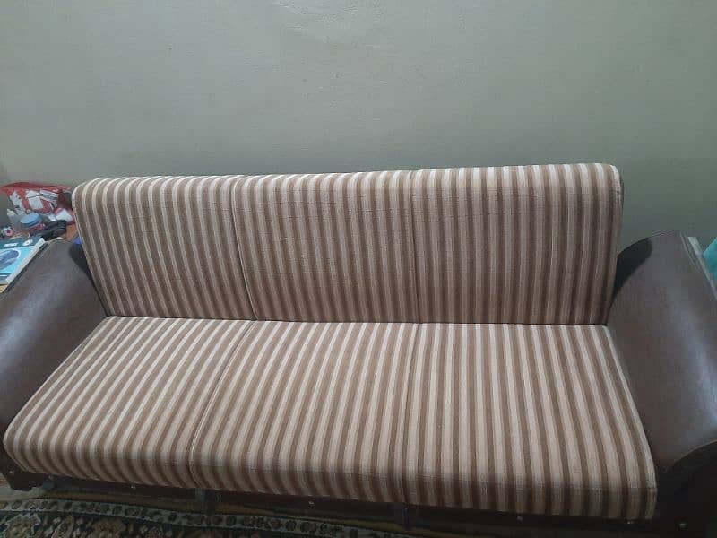 Sofa come bed best condition reasonable price 1