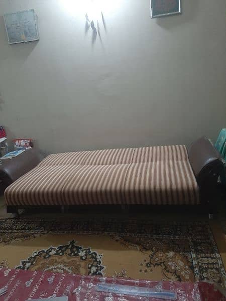 Sofa come bed best condition reasonable price 4